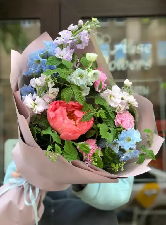 Магазин цветов Alise Flowers фото - доставка цветов и букетов