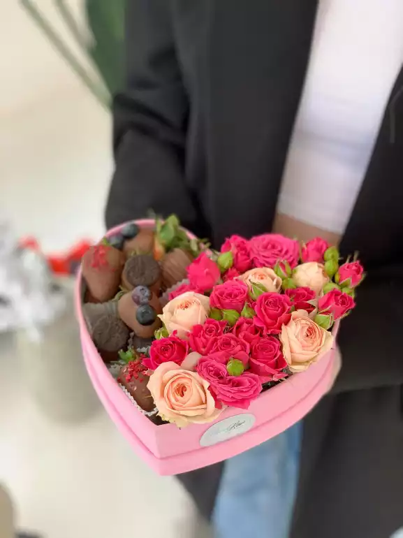 Магазин цветов Berry Bar flowers фото - доставка цветов и букетов