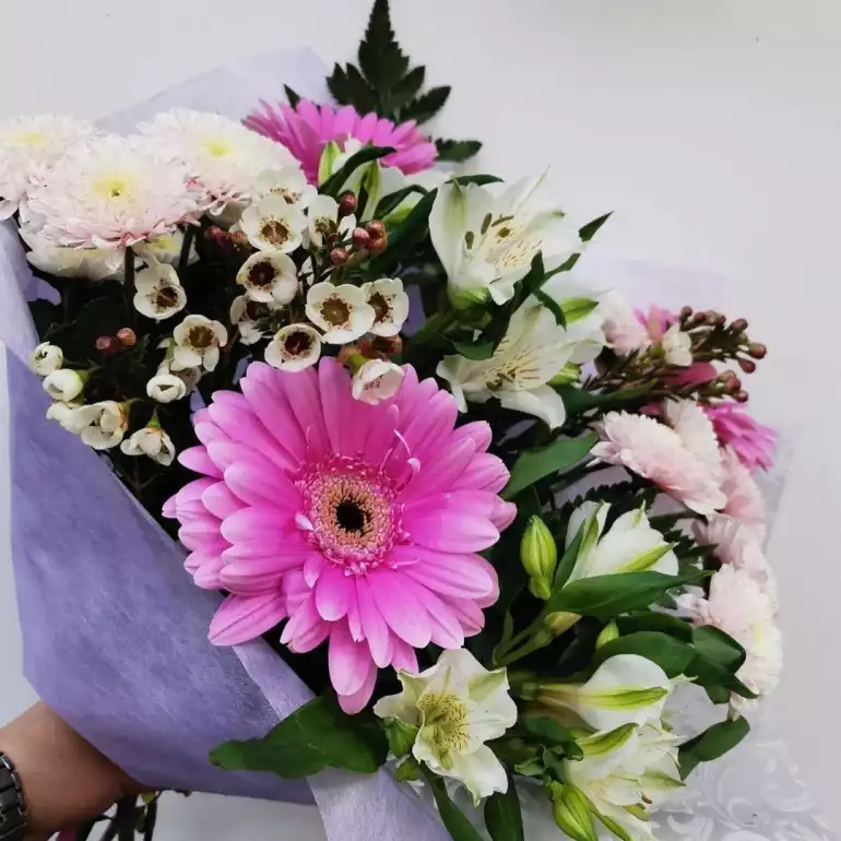 Магазин цветов Флоранж фото - доставка цветов и букетов