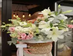 Магазин цветов Gins flowers фото - доставка цветов и букетов