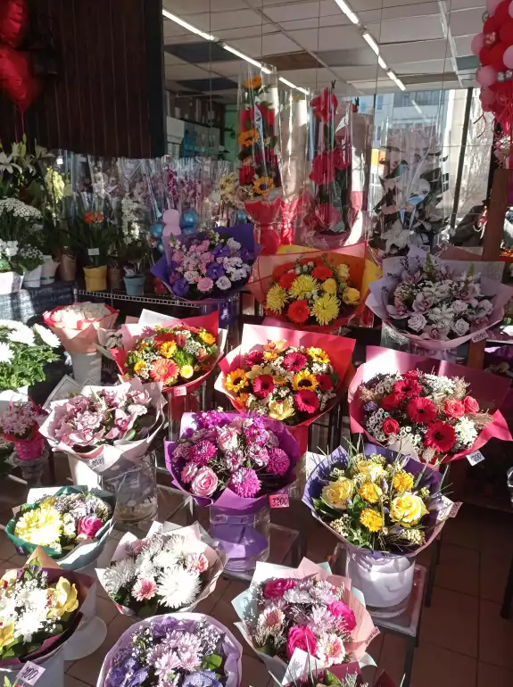 Магазин цветов Гранд Амор фото - доставка цветов и букетов