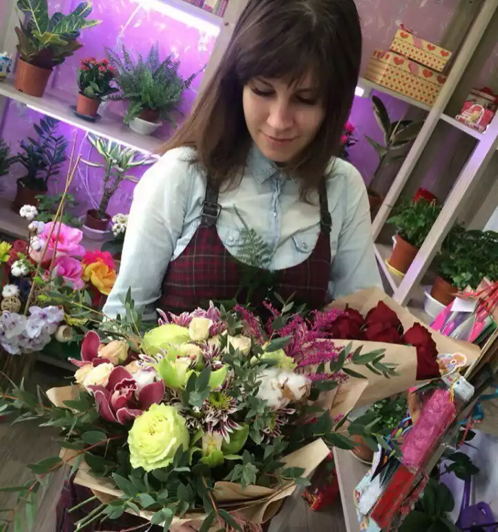 Магазин цветов Лирия фото - доставка цветов и букетов