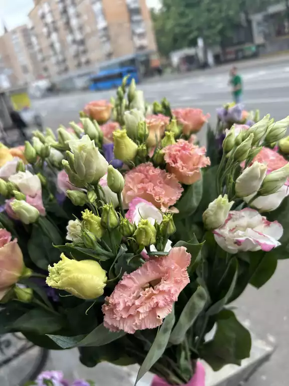 Магазин цветов Polle Flowers фото - доставка цветов и букетов